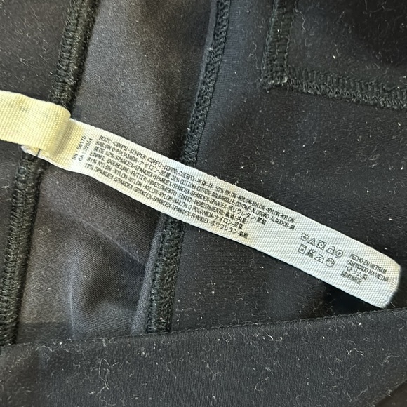 Free people movement leggings with mesh cutouts - Picture 10 of 10